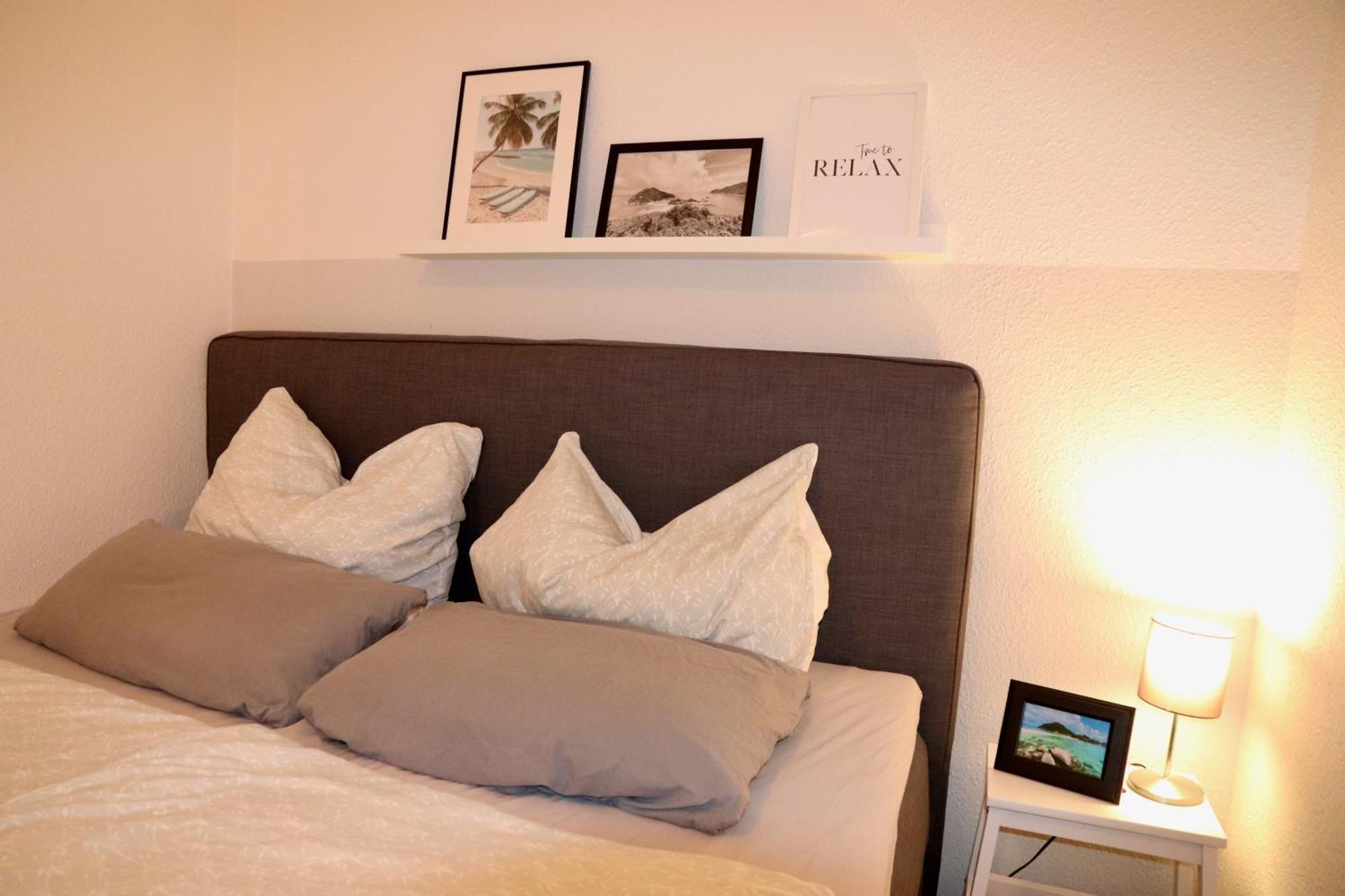 Geraeumiges 2R City-Apartment Uninaehe Mit Tv Streaming, Terrasse Magdeburg Kültér fotó